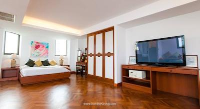 د گرند ساتورن