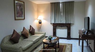 د گرند ساتورن