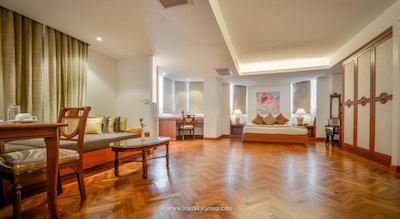 د گرند ساتورن