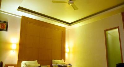 فاب هتل رویال سی ام بانی‌ پارک