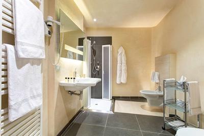 گرند هتل کوور