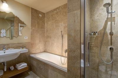 گرند هتل کوور