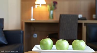 بست وسترن پرمیر پارک کانسول کلن