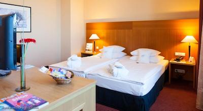 بست وسترن پرمیر پارک کانسول کلن