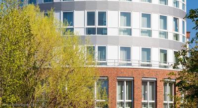 بست وسترن پرمیر پارک کانسول کلن