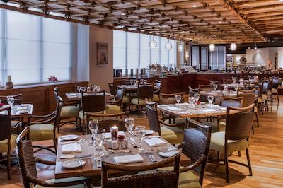 کرون پلازا دبی دیره