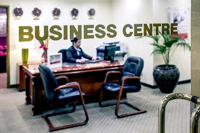 کرون پلازا دبی دیره