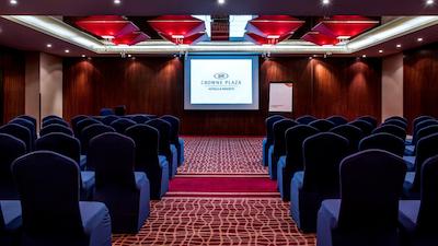 کرون پلازا دبی دیره