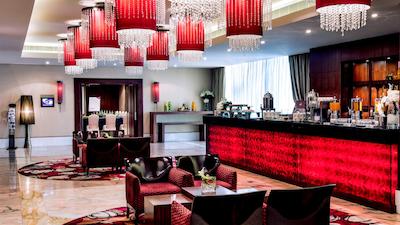 کرون پلازا دبی دیره