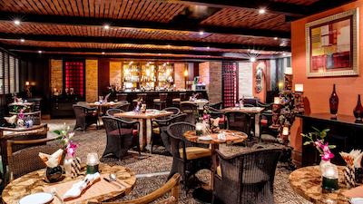 کرون پلازا دبی دیره