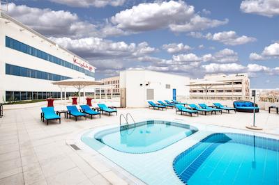 کرون پلازا دبی دیره