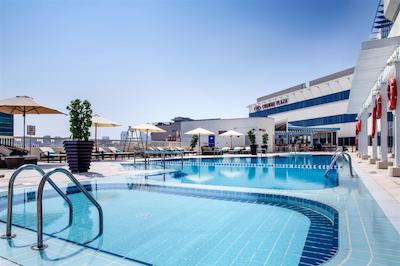 کرون پلازا دبی دیره