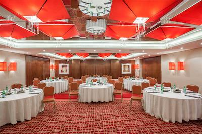 کرون پلازا دبی دیره