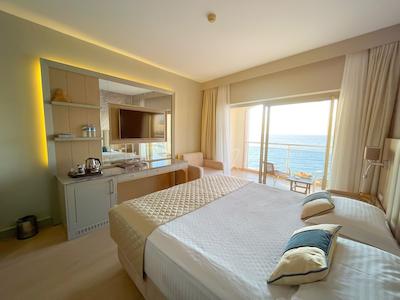 چاریسما د لوکس