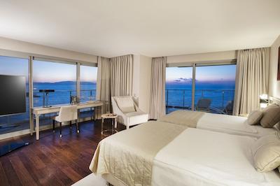 چاریسما د لوکس