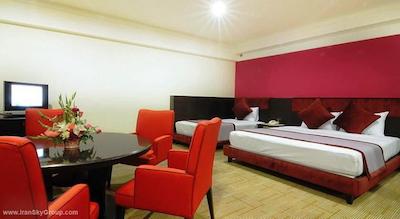 کارنمانی پالاس هتل