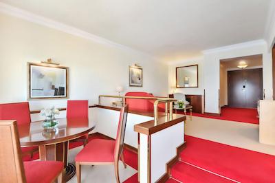 شرایتون گرند دوحه ریزورت اند کانونشن هتل