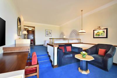 شرایتون گرند دوحه ریزورت اند کانونشن هتل