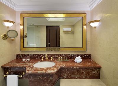 شرایتون گرند دوحه ریزورت اند کانونشن هتل