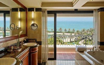 شرایتون گرند دوحه ریزورت اند کانونشن هتل