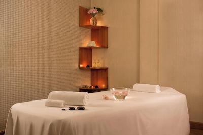 شرایتون گرند دوحه ریزورت اند کانونشن هتل