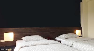 وایت پالاس بانکوک