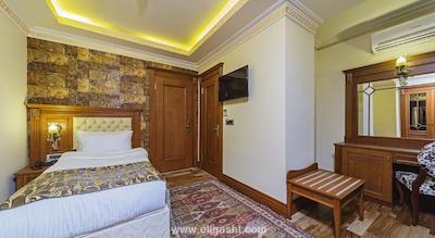 لاسوس پالاس هتل