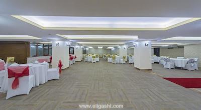 لاسوس پالاس هتل