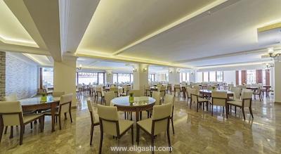 لاسوس پالاس هتل