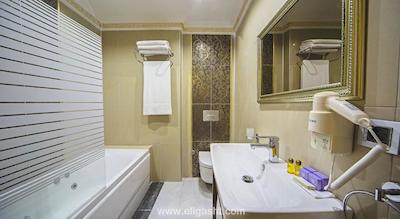 لاسوس پالاس هتل