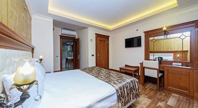 لاسوس پالاس هتل