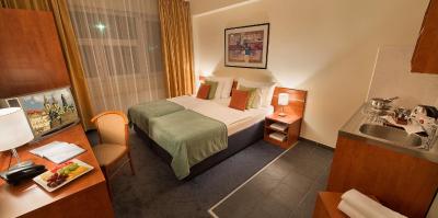 رزیدنک امّی