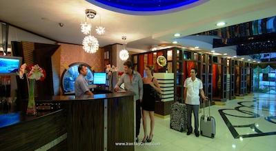 گرند زمان گردن هتل