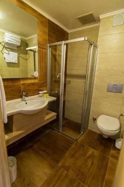 افسیا هالیدی بیچ کلاب