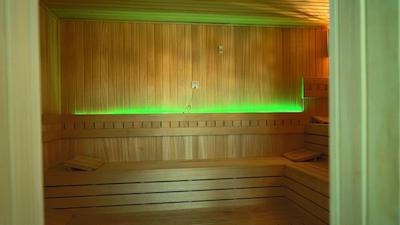 اينفينيتی بای يلکن آکواپارک اند ريزورت کوشي آداسی