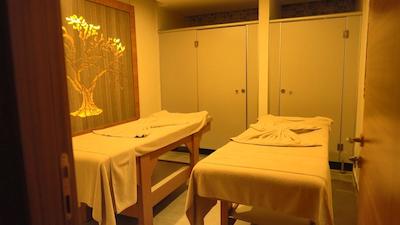 اينفينيتی بای يلکن آکواپارک اند ريزورت کوشي آداسی