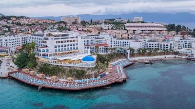 اينفينيتی بای يلکن آکواپارک اند ريزورت کوشي آداسی