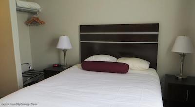 سوپر 8 ساسکاتون وست