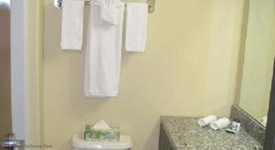 سوپر 8 ساسکاتون وست