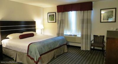 سوپر 8 ساسکاتون وست