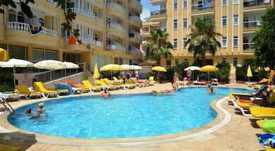 آرتمیس پرنسس هتل