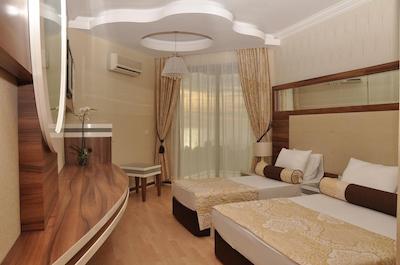 گرند زمان بیچ هتل