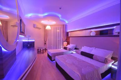 گرند زمان بیچ هتل