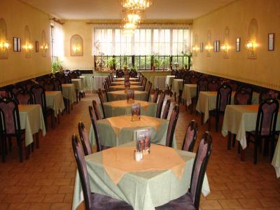 عااد هتل جاسمین