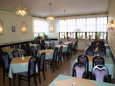 عااد هتل جاسمین