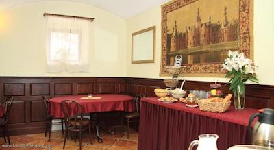 کینگ چارلز بوتیک رزیدنس