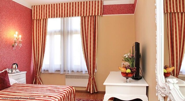 کینگ چارلز بوتیک رزیدنس