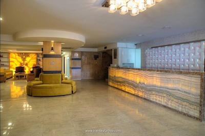 مارتی بیچ هتل