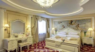 هتل ایزمایلوو آلفا