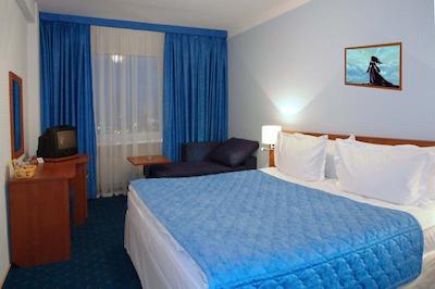 هتل ایزمایلوو آلفا